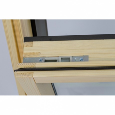 Мансардное окно Fakro FTP (СH), однокамерное, 114x140 см, сосна, ручка снизу