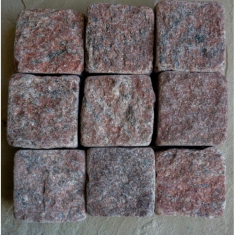 Гранитная брусчатка Габбро галтованная 100x100x50 мм