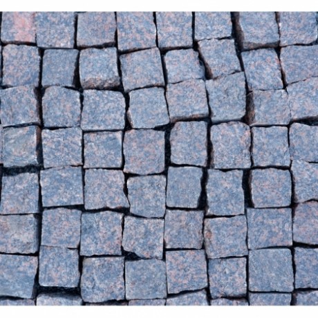 Гранитная брусчатка Габбро, пилено-колотая (пиленые 2-4 боковые грани, верх колотый) 80x80x50 мм